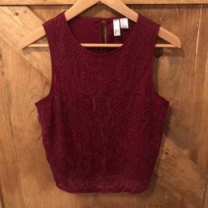 Maroon lace front tank top.